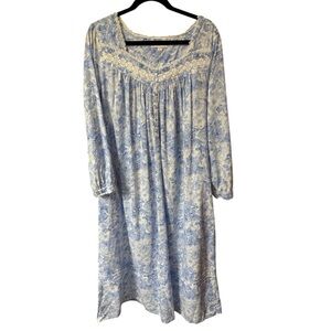 Eileen West Women's Cotton Long Sleeve Blue/White Nightgown Floral Pockets Large
